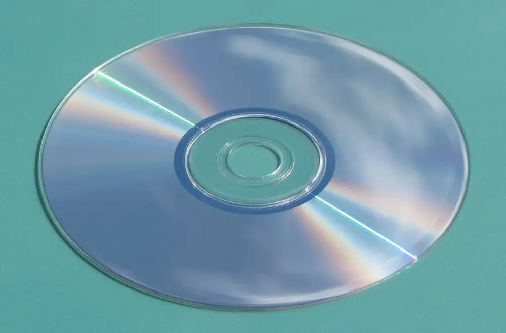 Старые диски. Старый CD-471. История компакт-диска. Utopia Boot CD.