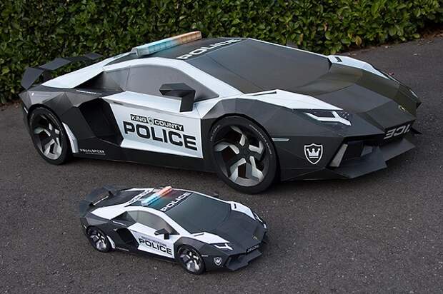 Шикарный Lamborghini из бумаги