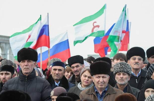 Протест в Ингушетии закончился столкновениями с полицией Протест в Ингушетии закончился столкновениями с полицией