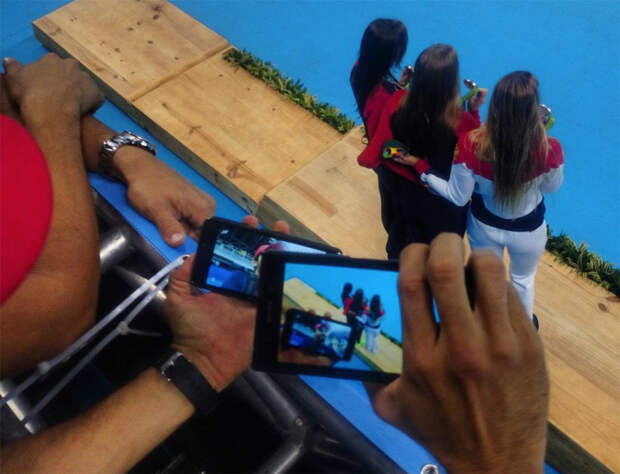 Как мы вместе с российскими гимнастками ждали победы и другие истории из закулисья олимпийского Рио