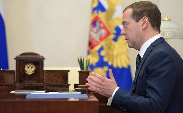 Рабочая встреча с Председателем Правительства Дмитрием Медведевым.