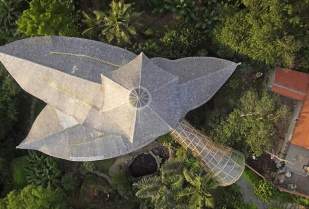 Архитектура, которая нарушает законы физики