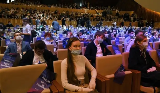 Столичные школьники завоевали 105 дипломов в финале Всероссийской олимпиады по физике и немецкому языку