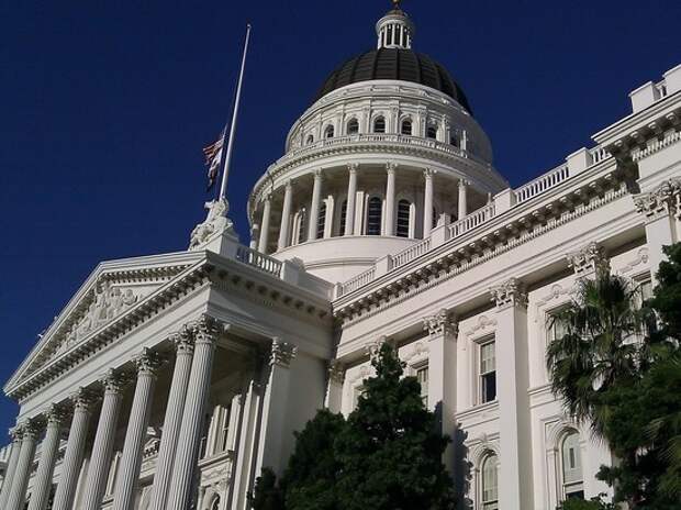 США готовы платить Украине 300 миллионов долларов в год военной помощи США готовы платить Украине 300 миллионов долларов в год военной помощи