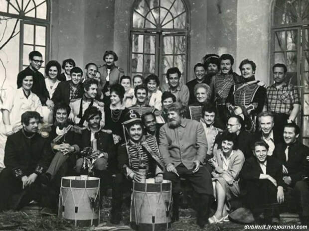 Съемочная группа фильма «Гусарская баллада». 1962 история, советское кино, фото со съёмок