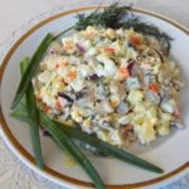 Салат из селедки с картофелем и яйцами