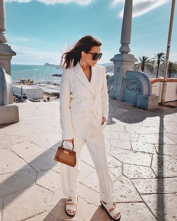 Smart casual 2021 для женщин 40-50 лет: идеи для элегантного и комфортного образа