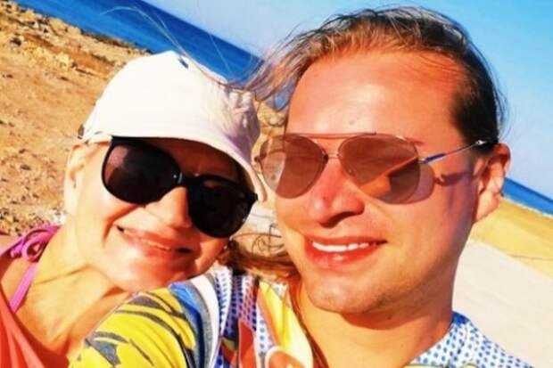 Гоген Солнцев с супругой. Фото: instagram.com/solntcev