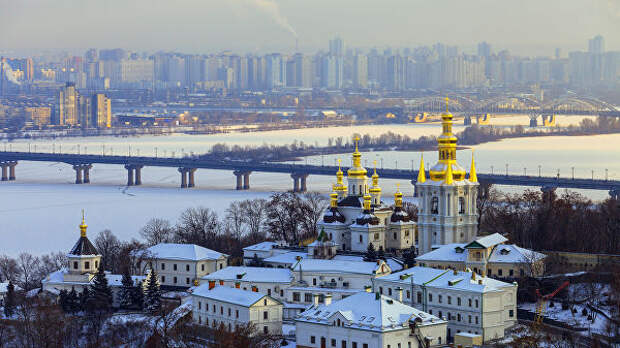 Панорама зимнего Киева