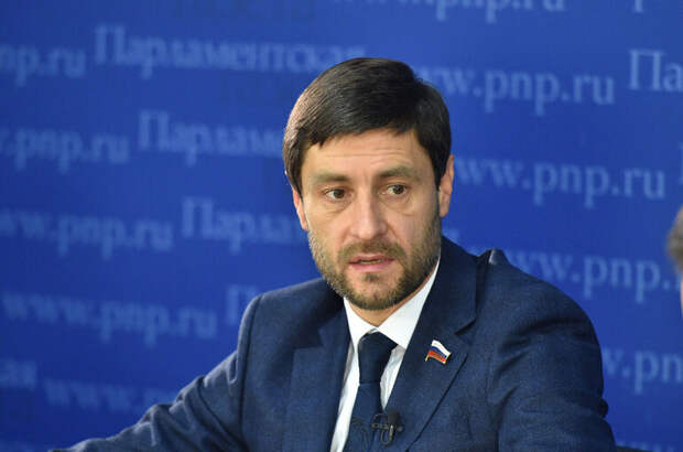 Сенатор Синицын объяснил сокращение числа обращений от участников СВО