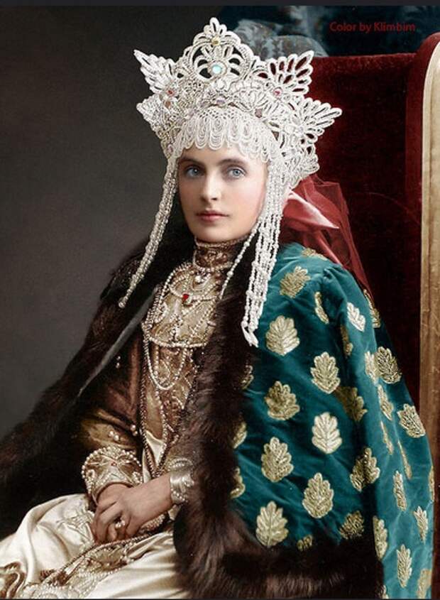 Цветные фото с бала 1903 года (подборка)