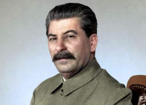 Почему созданная Сталиным империя ненадолго пережила «хозяина»