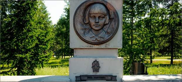 памятник-зинаиде-портновой