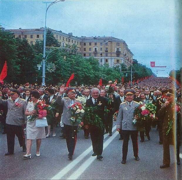 Советская Белоруссия. Улицы и люди, добрые уютные фото