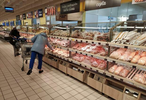 В Смоленске посетительница выиграла суд на 450 тысяч за травму носа в супермаркете