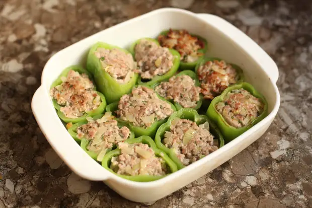 Фарширую всего 4 болгарских перца: а в результате получается целая кастрюля