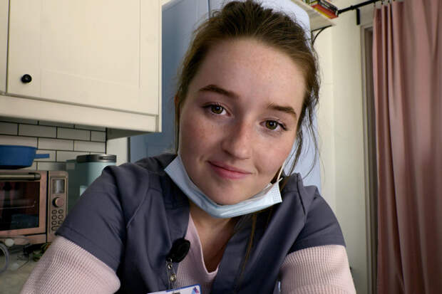 Kaitlyn Dever, Coastal Elites | Photo Credits: HBO Max