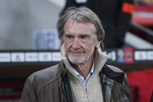 Миллиардер Рэтклифф извинился за слова о колонизации Британии мигрантами