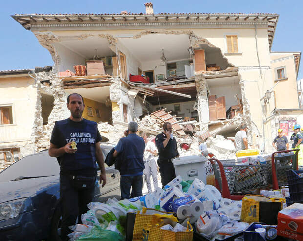 italy-earthquake-before-after-21