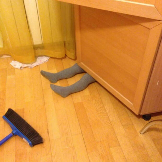 Ноги. Ноги.