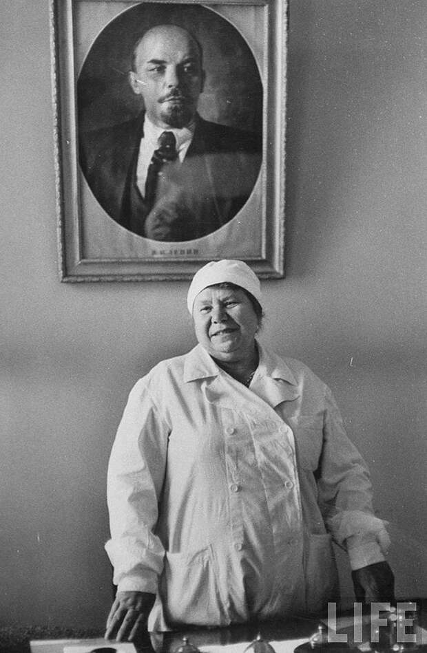 ByLarsen30 Москвички в 1956 году