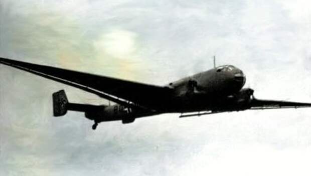 Юнкерс 86р-1 (Ju 86P-1) на боевом задании.                                                                                            Фото из свободного источника доработанное автором.
