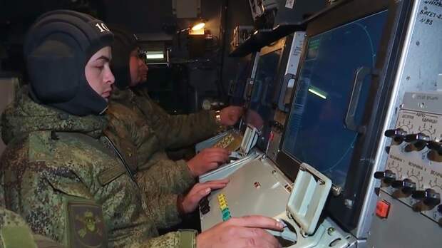 Повреждены промобъект, жилые дома и автомобили: за ночь над Россией уничтожено 11 украинских БПЛА