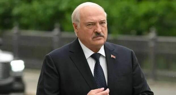 Основатель частной военной компании «Вагнер» Евгений Пригожин согласился остановить движение бойцов после переговоров с президентом Белоруссии Александром Лукашенко.