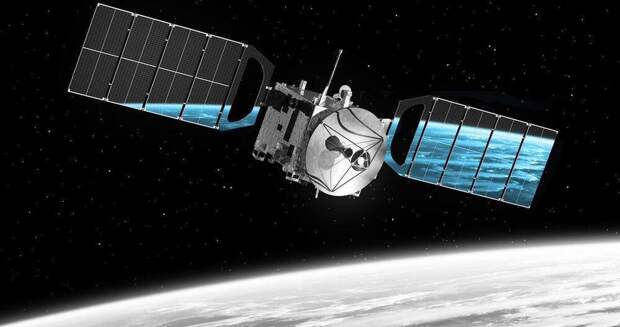 Россия успешно занимается разработкой и созданием БПЛА-камикадзе. Кингисеппский машиностроительный завод (КМЗ) поставил в войска первые 10 универсальных катеров ГРК-700 "Визир".-4