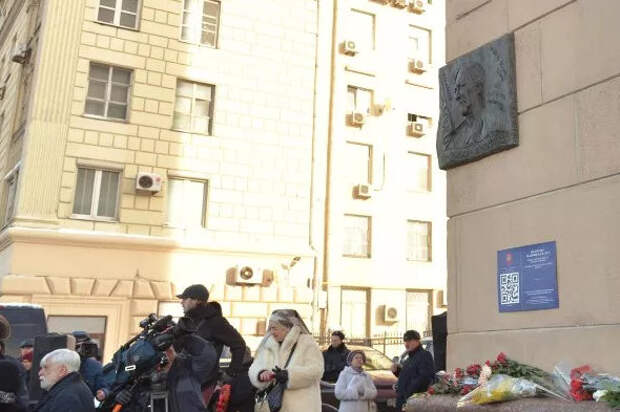 В Москве увековечат память ещё пяти Героев Советского Союза В Москве увековечат память ещё пяти Героев Советского Союза