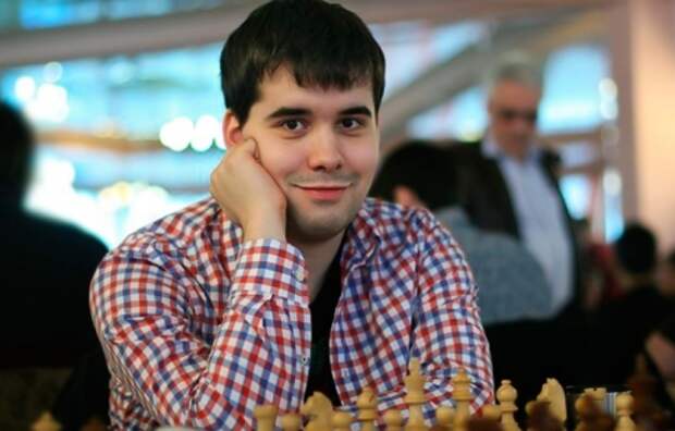 Непомнящий стал единоличным лидером шахматного турнира в Вейк-ан-Зее