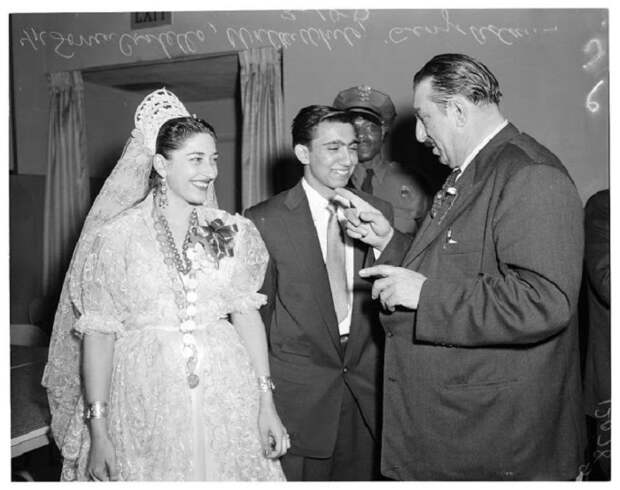 15 колоритных фотографий о жизни цыган в 1960-х годах