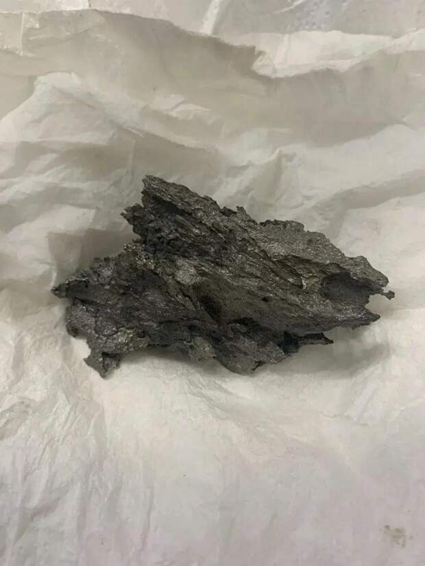 Иностранец попытался вывезти из Москвы в Дубай трехкилограммовый метеорит