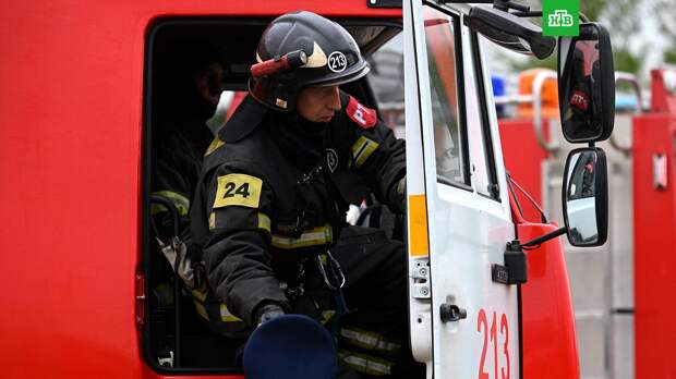 При пожаре на востоке Москвы спасли четырех взрослых и одного ребенка