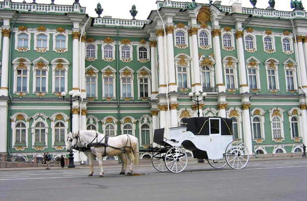 Зимний дворец в Санкт-Петербурге (700x459, 136Kb)