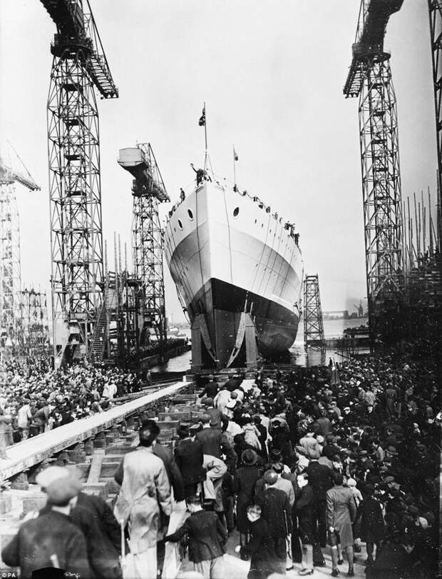 Спуск HMS Belfast на воду, 17 марта 1938 года военное, военный корабль, исторические кадры, история, крейсер, редкие фото, фото