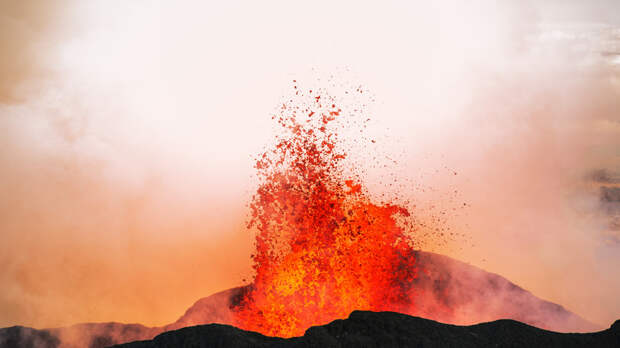 Вулканолог рассказала, что спровоцировало извержения супервулканов в прошлом