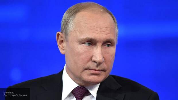 Владимира Путина в Улан-Баторе встретили оркестром и ротой почетного караула