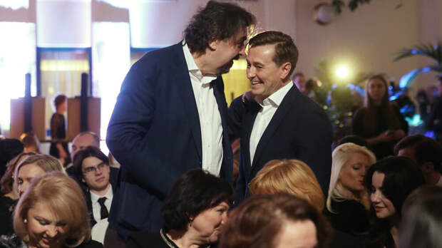 Богомолова на посту ректора Школы-студии МХАТ могут сменить Безруков или Певцов