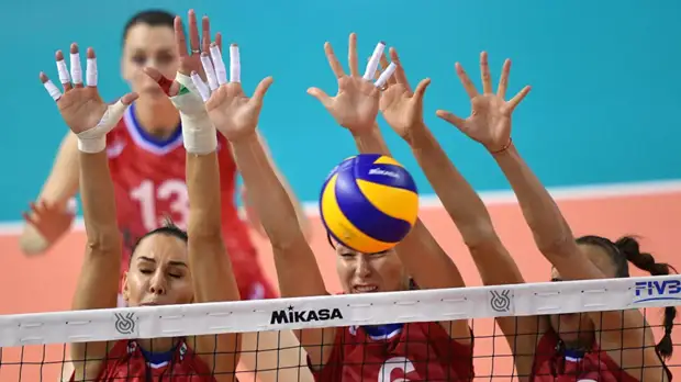 Женская сборная России по волейболу обыграла команду Испании на ЧЕ