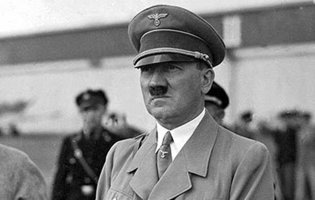 Почему  Гитлер вдруг  стал уважать Сталина