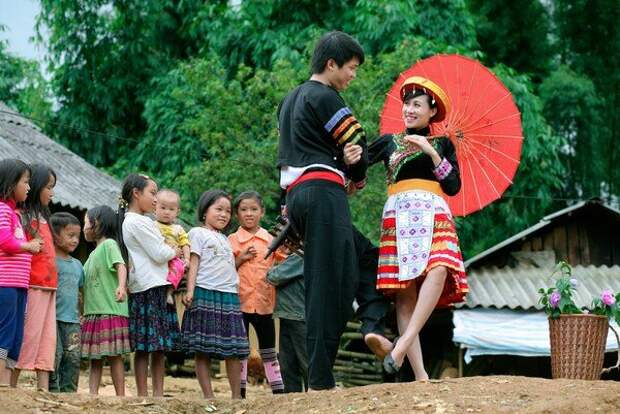Рынок любви во Вьетнаме (фото: vietnamdiscovery.com)