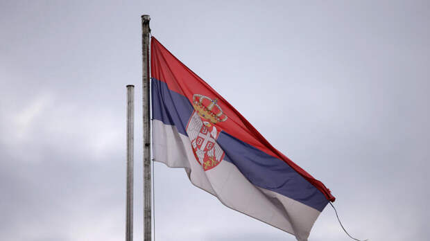 Евросоюз приостановил финансирование Сербии