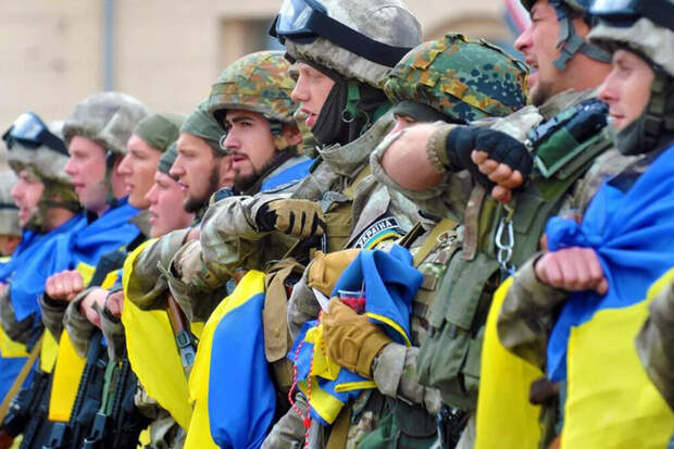 Ограбить всех и заставить воевать еще полтора года. Что говорят на Украине об усилении мобилизации