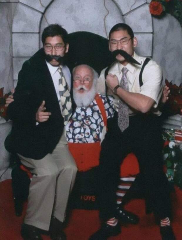 yearly-ageless-santa-pictures-02-608x800