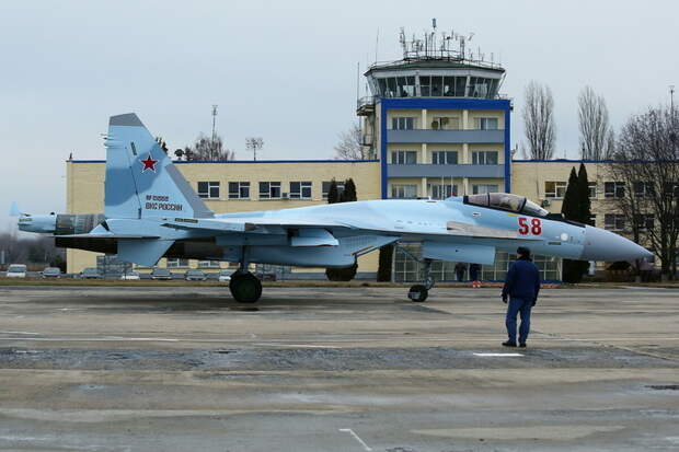 Партия новых самолетов Су-35С поступила в Липецкий авиацентр ВКС
