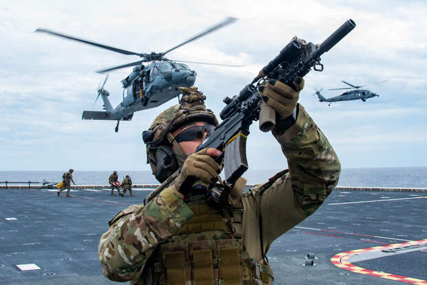 Эксперт Кнутов: базы США оказались не готовы к ударам КСИР