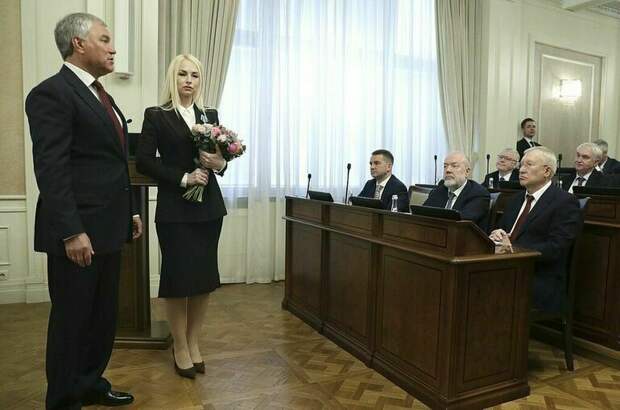 Володин наградил орденом Дружбы молдавского депутата