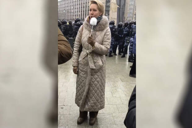 Телеведущая Лазарева призналась, что может написать книгу