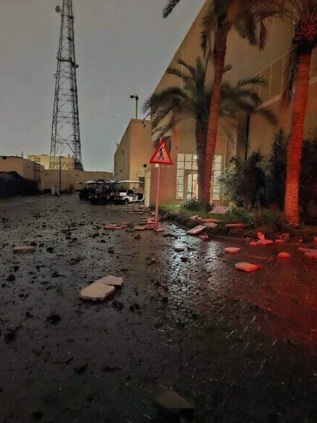 ‼️🇮🇷🇺🇸Крупнейшая военно-морская база 5-го флота ВМС США в Бахрейне в руинах